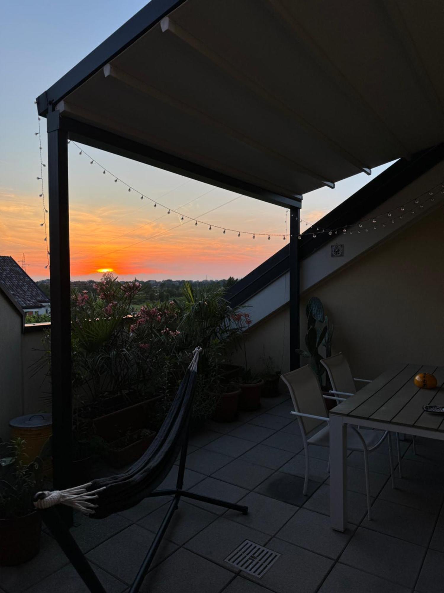 Flat With Terrace Close To Forum And Milanofiori Metro Assago Exteriör bild